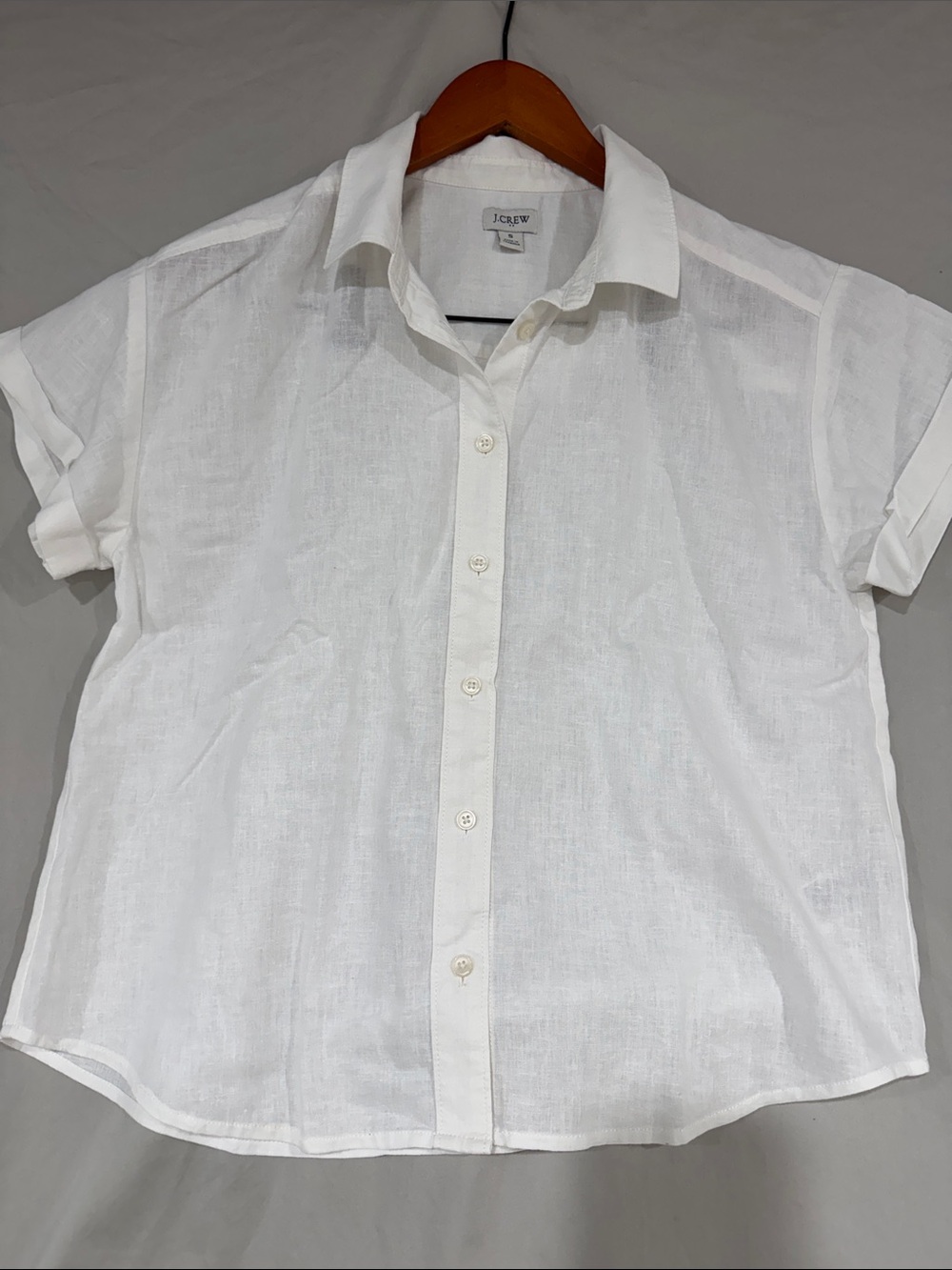 J. Crew men’s White Short-Sleeve Linen Button-Down Shirt